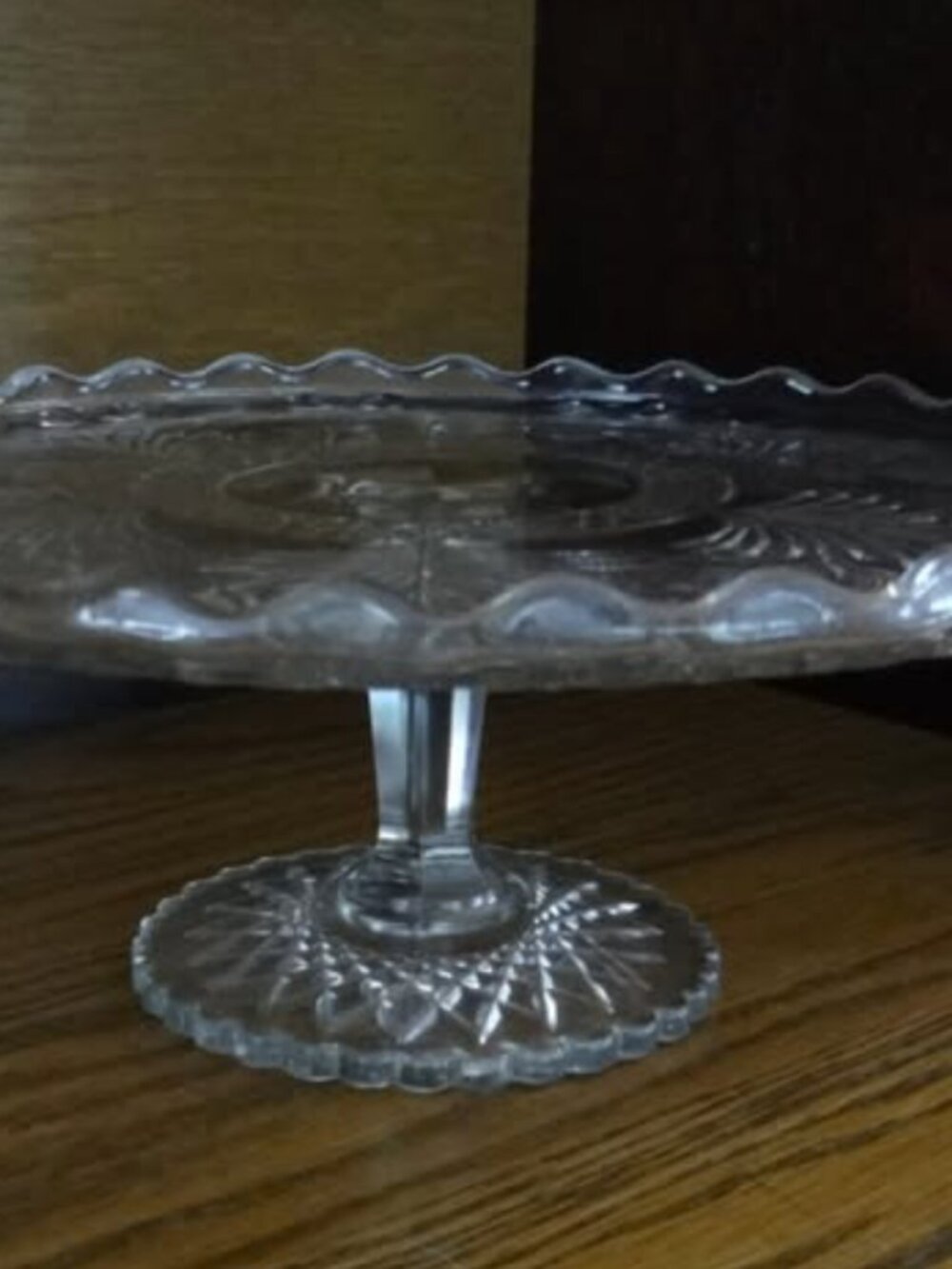 Pedestal Cake Dish